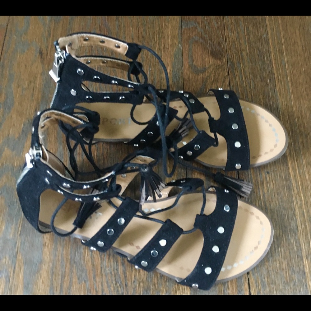 Women’s Alligator sandal by Report
